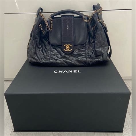 stingray leather chanel